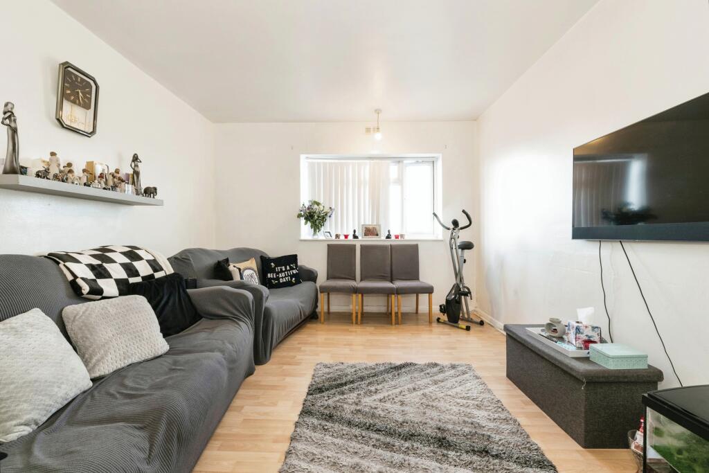 Additional image 9 of London Road, Mitcham, CR4