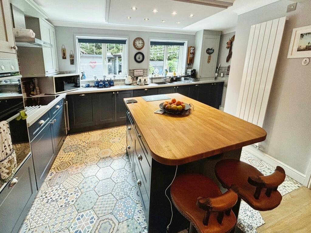 Additional image 5 of Avon Court, Mold, Flintshire, CH7