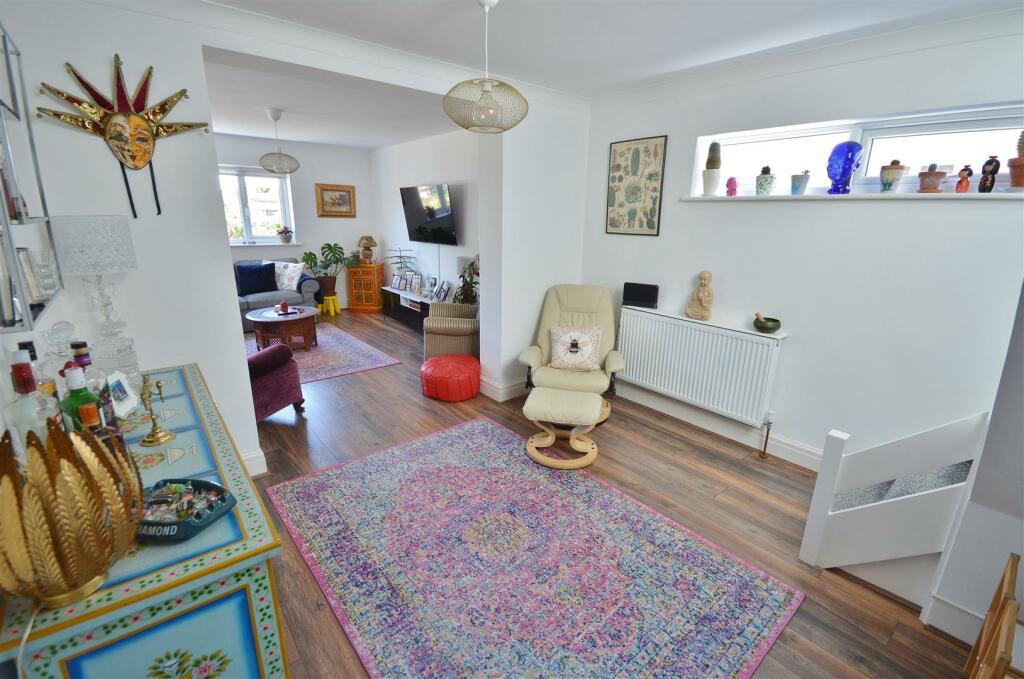 Additional image 8 of Ingarfield Road, Holland-On-Sea,