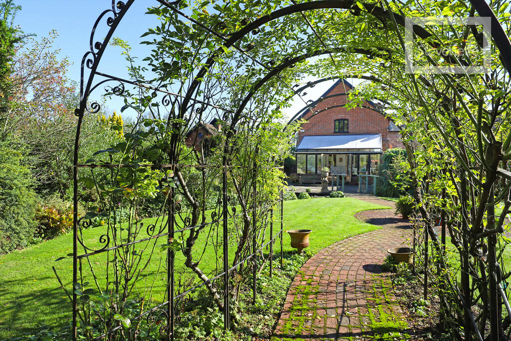 Additional image 28 of Copped Hall, Epping