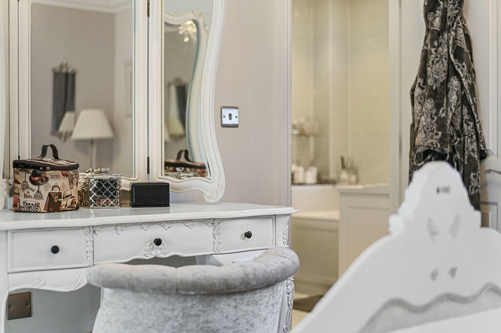 Additional image 12 of De Vere Place, Gosfield, Halstead