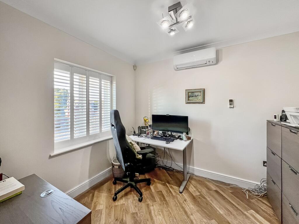 Additional image 9 of Chynham Place, South Croydon, CR2