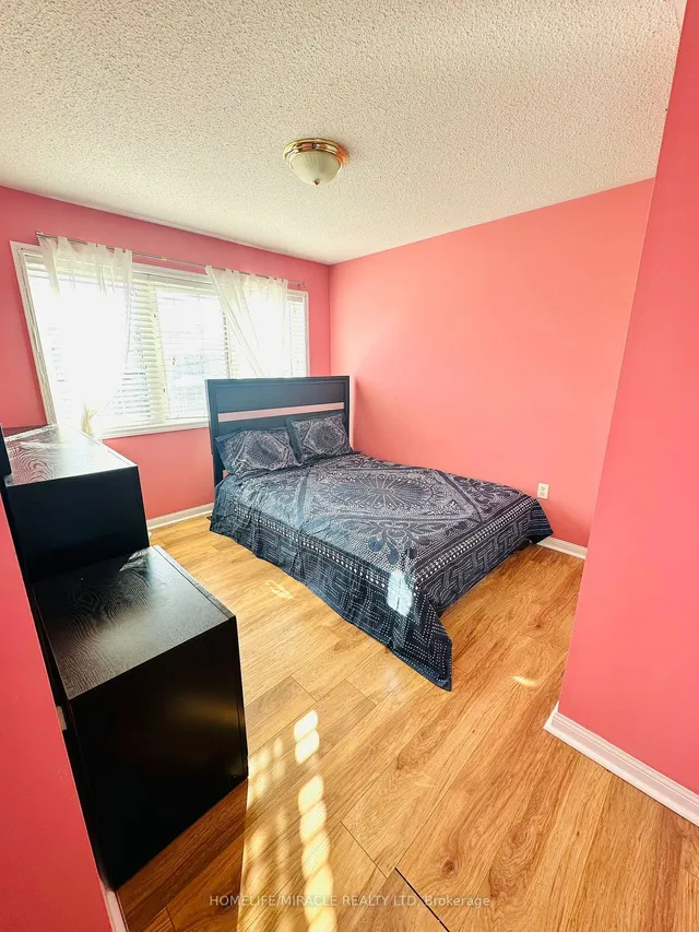 Additional image 15 of 24 Zimmer St