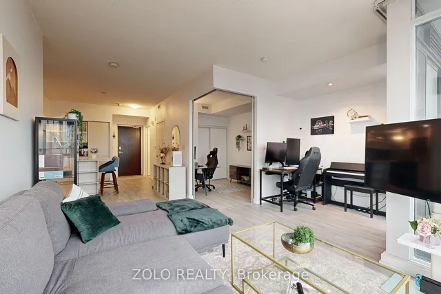 Additional image 16 of 25 Capreol Crt Unit 3306