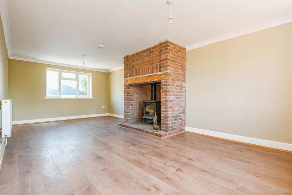 Additional image 6 of Fern Way, Jaywick, Clacton-On-Sea