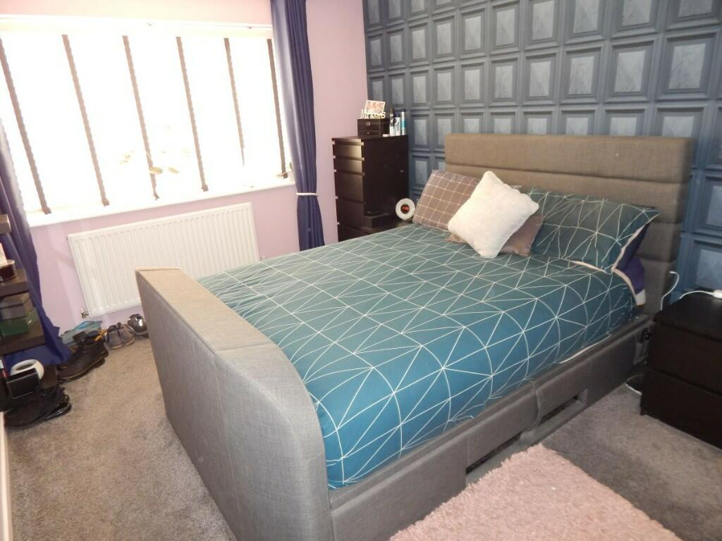 Additional image 11 of Dockfield Avenue, Harwich, Essex, CO12