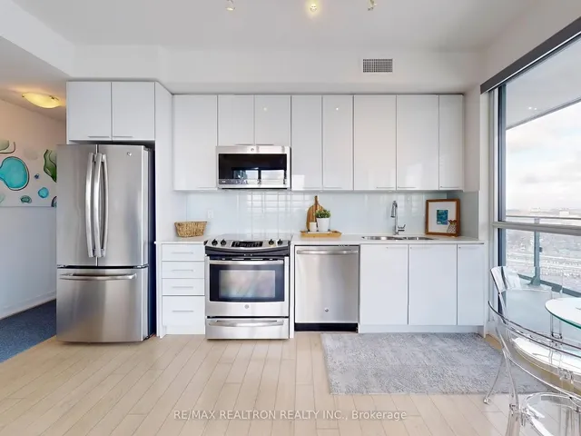 Additional image 10 of 10 Park Lawn Rd Unit 3709