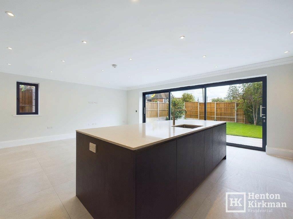 Additional image 12 of Rosslyn Road, Billericay, Essex, CM12 9JN