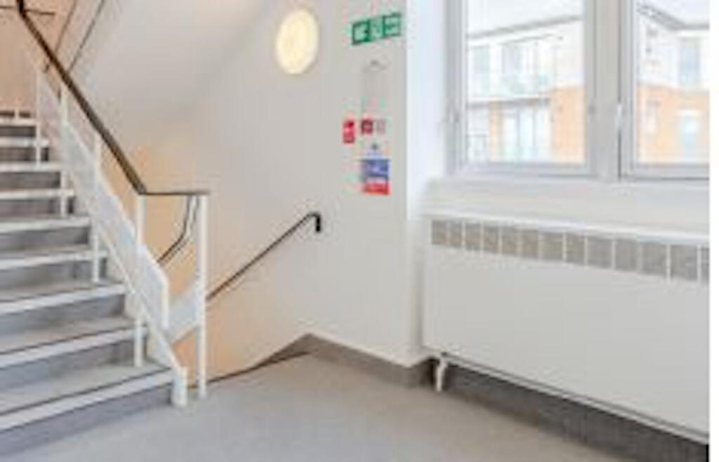 Additional image 3 of Halford/Coval House, Coval Lane, Chelmsford, CM1 1TD