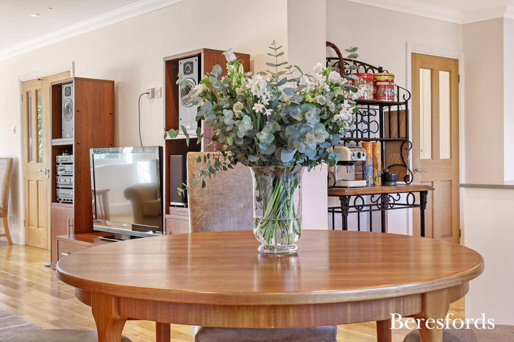 Additional image 9 of London Road, Brentwood, CM14