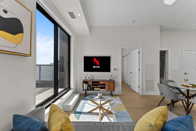 Additional image 5 of 840 St Clair Ave Unit 904