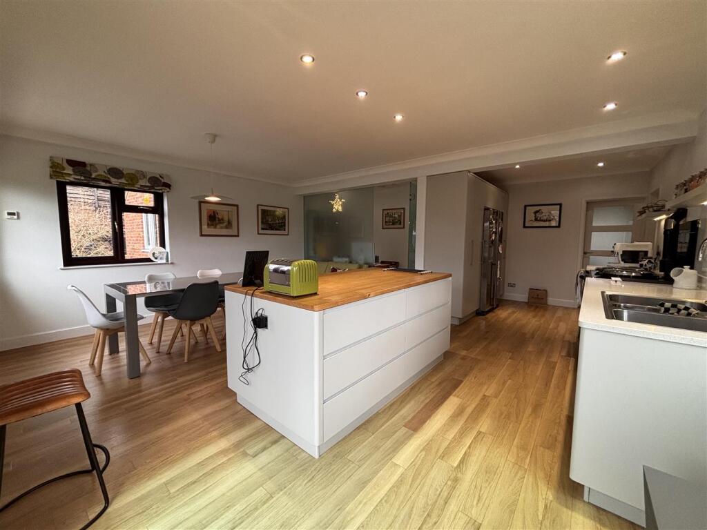 Additional image 13 of Windmill Road, Bradfield