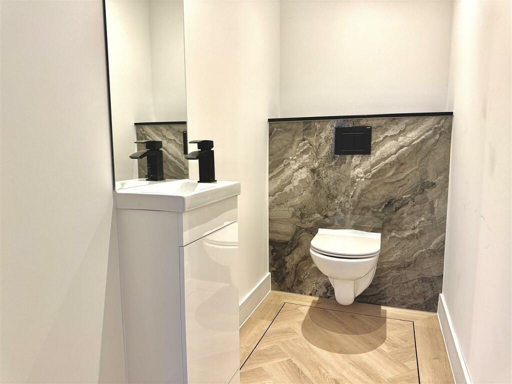 Additional image 4 of New Builds @ Mangapp Chase, Burnham-On-Crouch