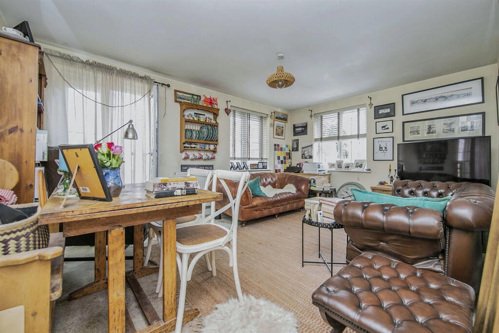 Additional image 15 of Jacobs Close, Great Cornard, Sudbury