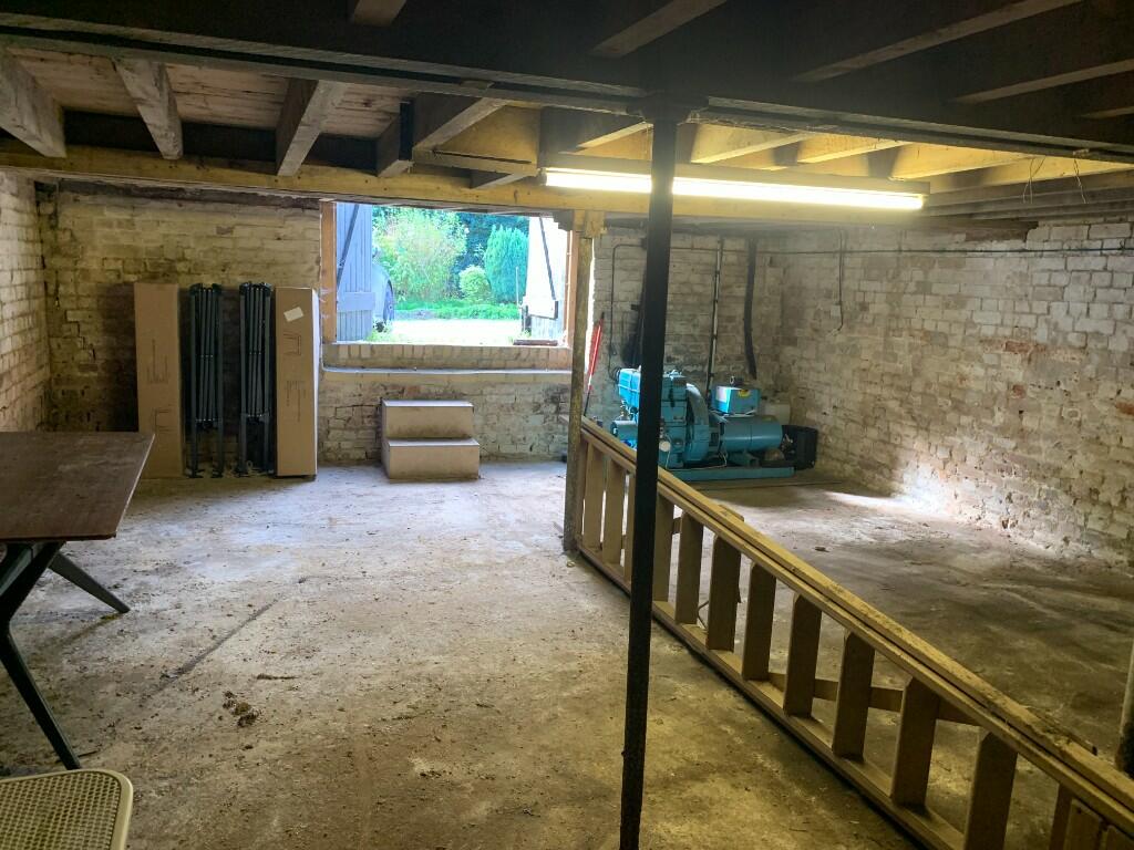 Additional image 11 of The Barn & The Granary, Walpole Farm, Cambridge Road, Stansted, Essex, CM24