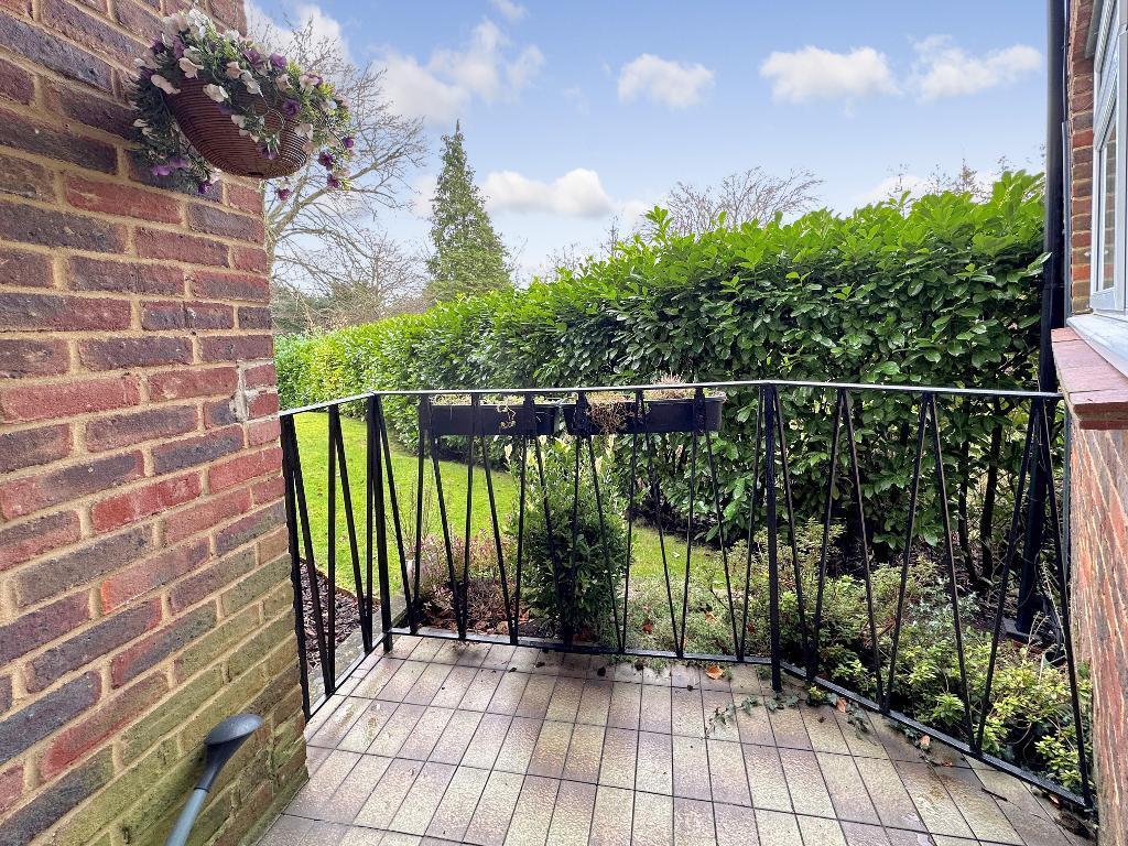 Additional image 22 of Beech Avenue, Sanderstead, Surrey, CR2 0NL