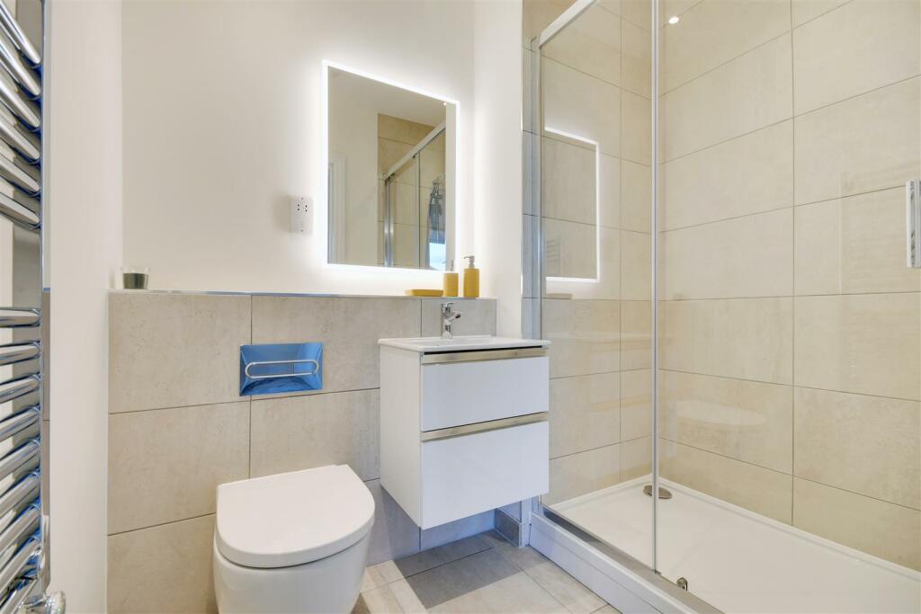 Additional image 12 of 'The Stour' @ Burnham Waters, Maldon Road, Burnham-On-Crouch