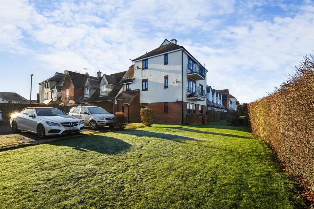 Additional image 11 of Dawberry Place, South Woodham Ferrers