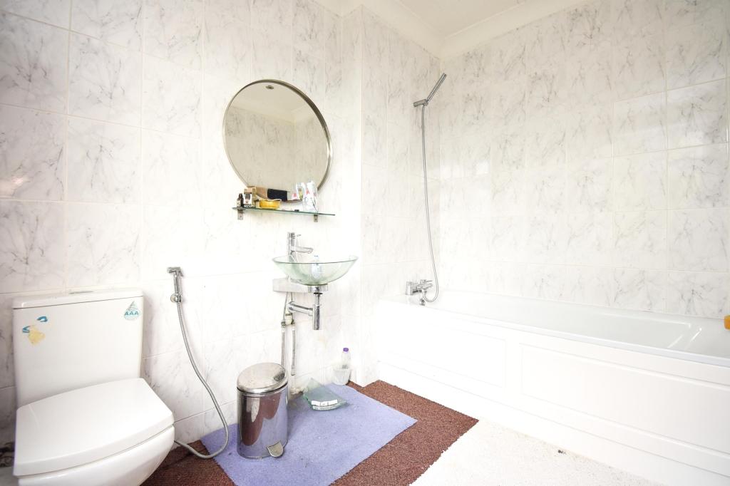 Additional image 9 of Upfield, Whitgift, Croydon, CR0