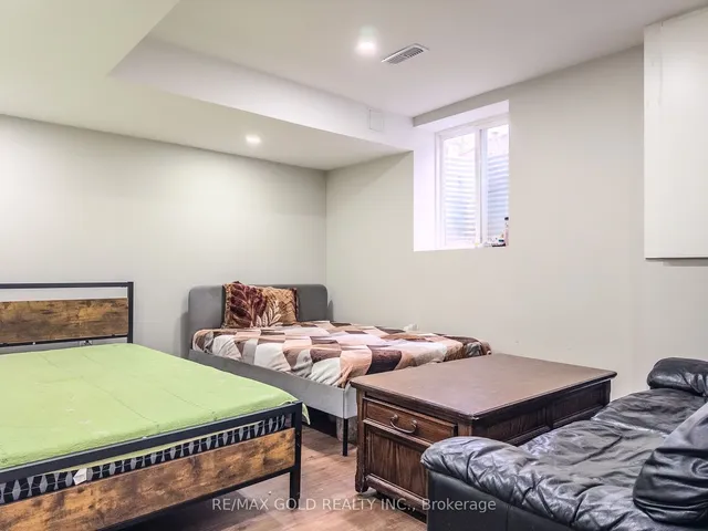 Additional image 27 of 21 Milkweed Cres