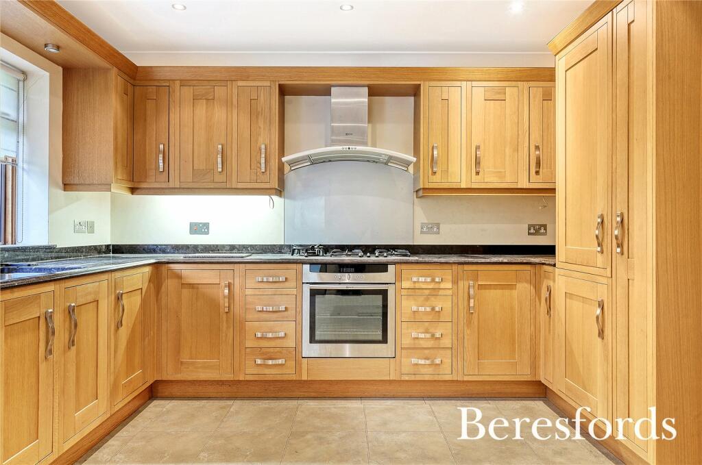 Additional image 5 of Spurgate, Hutton Mount, CM13