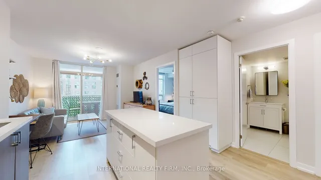 Additional image 5 of 812 Lansdowne Ave Unit 322