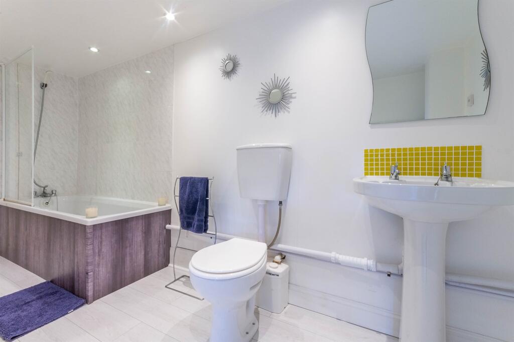 Additional image 22 of Workhouse Lane, South Woodham Ferrers, Chelmsford