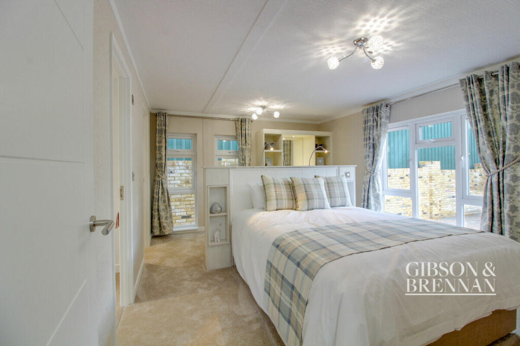 Additional image 20 of Hawkswood Road, Billericay, CM11