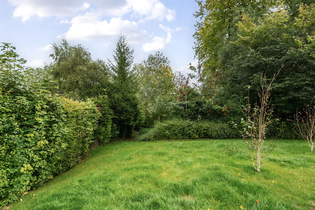 Additional image 8 of Tupwood Lane, Caterham, CR3