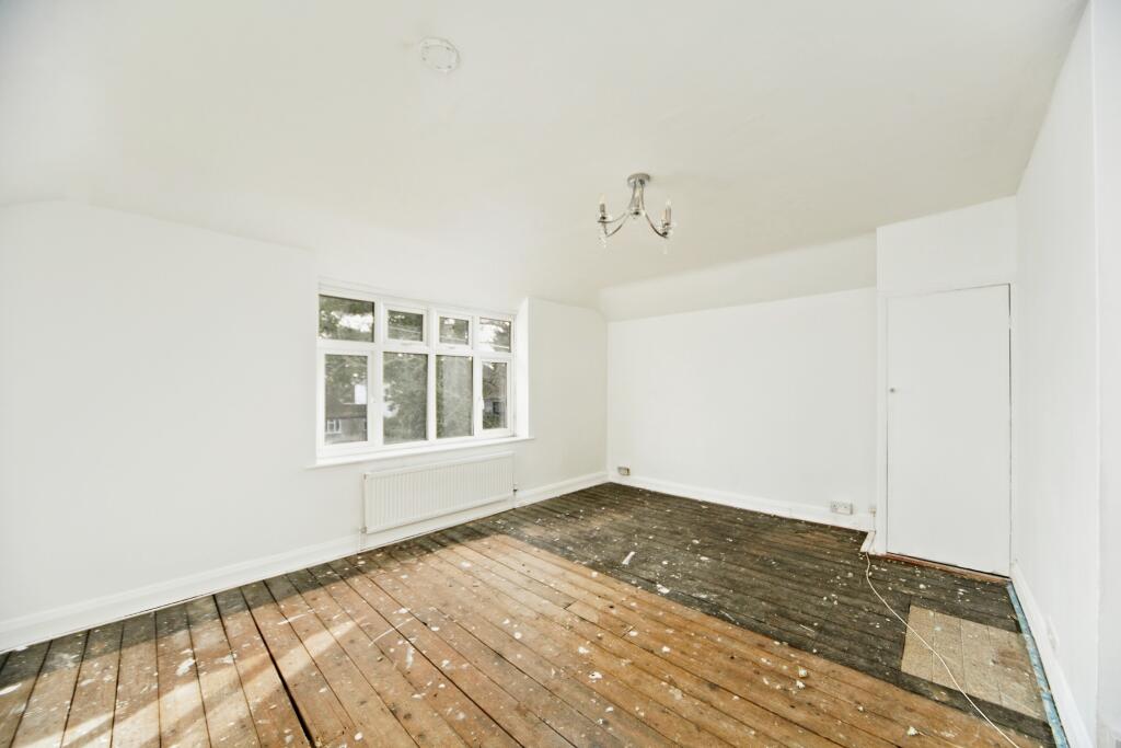 Additional image 12 of Woodland Gardens, South Croydon, CR2