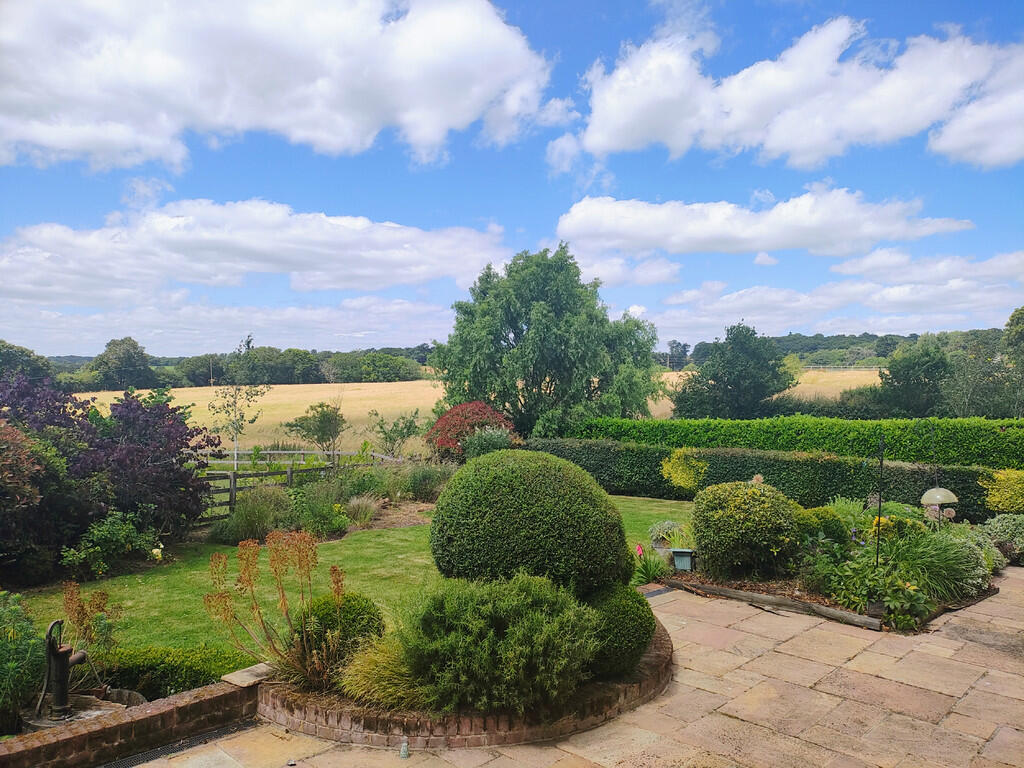 Additional image 14 of Mount End, Theydon Mount