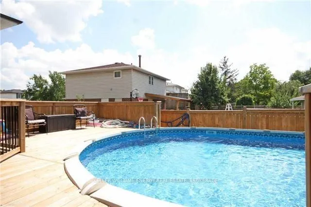 Additional image 35 of 45 Esplanade Rd