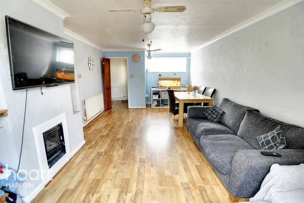 Additional image 9 of The Dashes, Harlow