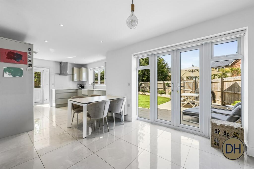 Additional image 6 of Highfield Close, Hastingwood, Essex CM17