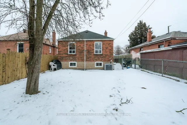 Additional image 35 of 984 Victoria Park Ave