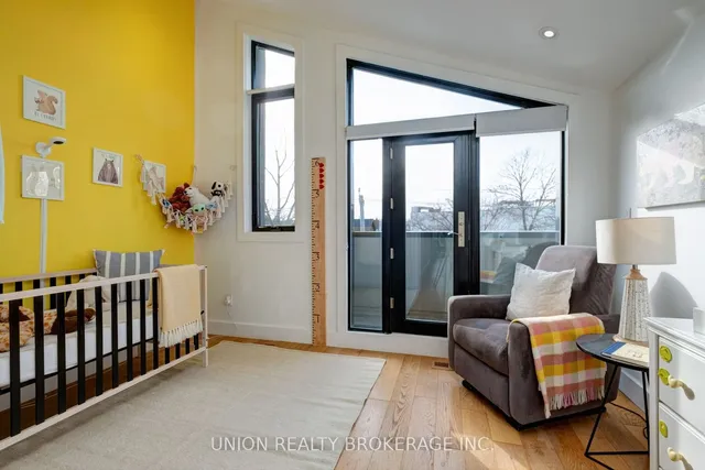 Additional image 24 of 47 Woodfield Rd