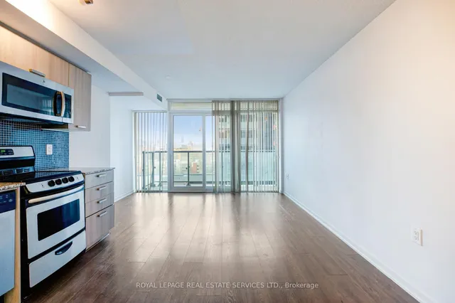 Additional image 14 of 36 Lisgar St Unit 1003E