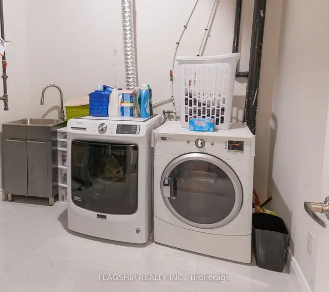 Additional image 22 of 19 Cedar Lake Cres