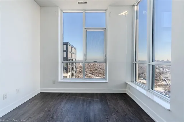 Additional image 19 of 7 Mabelle Ave Unit PH07