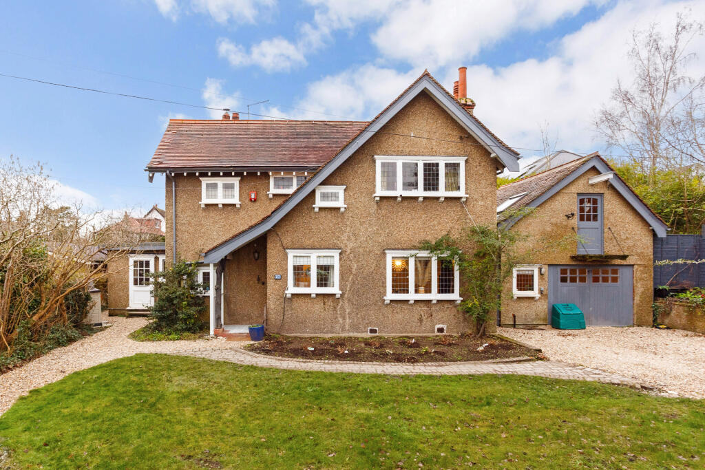 Additional image 14 of Woodcote Grove Road, Coulsdon, CR5