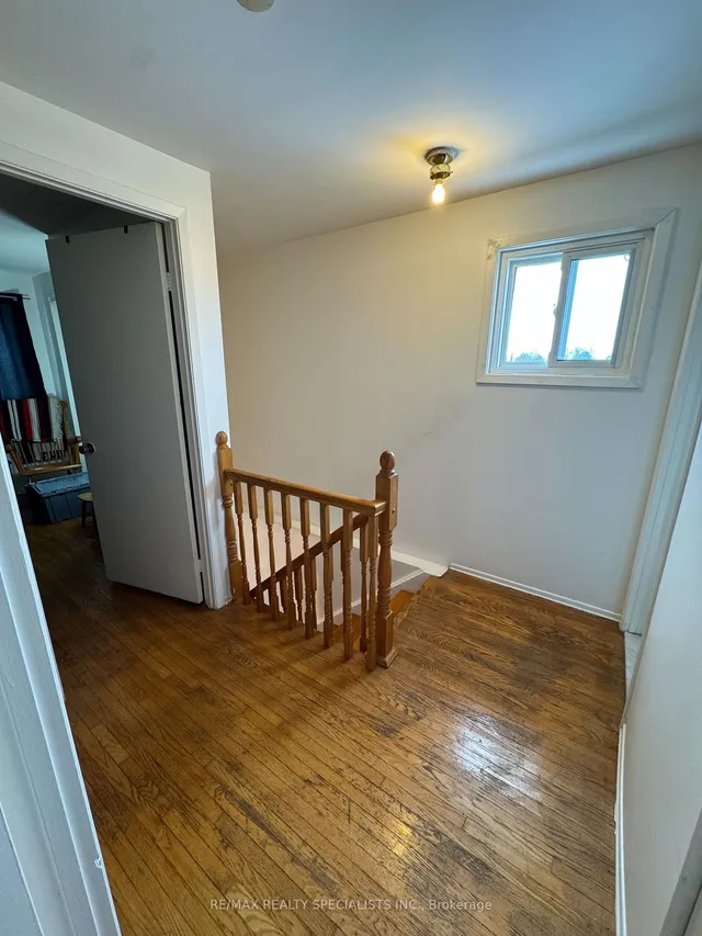 Additional image 16 of 53 Fallingdale Cres