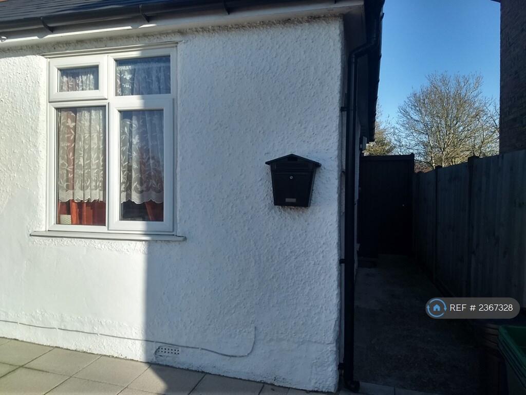 Additional image 4 of Elmstead Road, Colchester, CO4