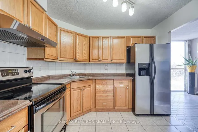 Additional image 17 of 41 Markbrook Lane Unit 204