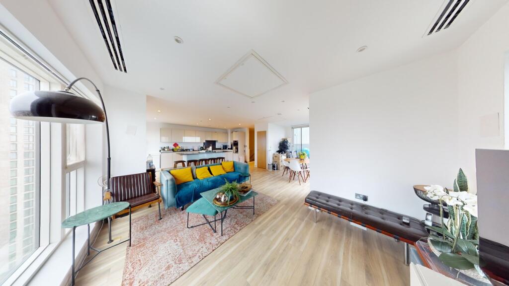 Additional image 22 of Cherry Orchard Road, Croydon, CR0