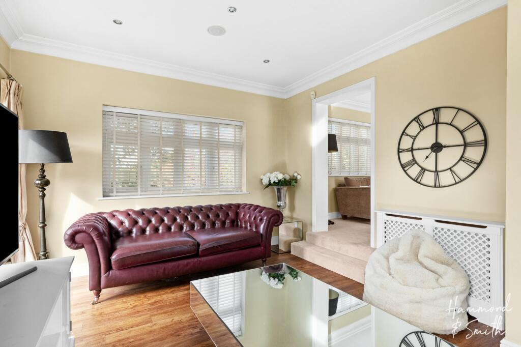 Additional image 5 of Mount End, Theydon Mount, CM16