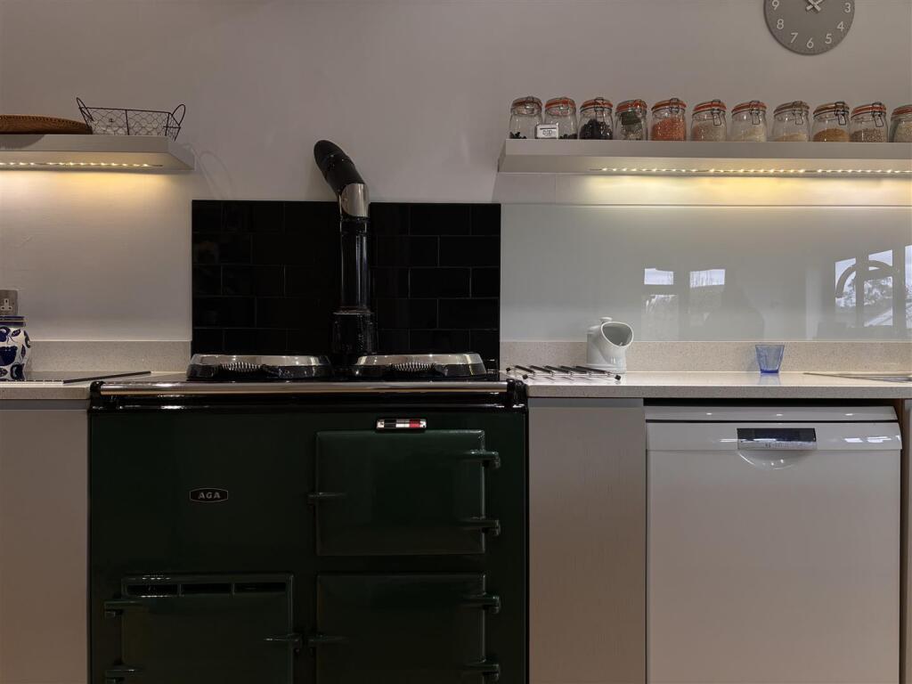 Additional image 11 of Windmill Road, Bradfield