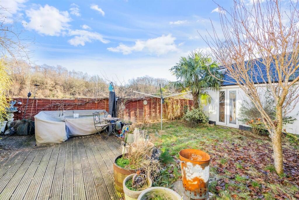 Additional image 11 of Brighton Road, Hooley, Coulsdon