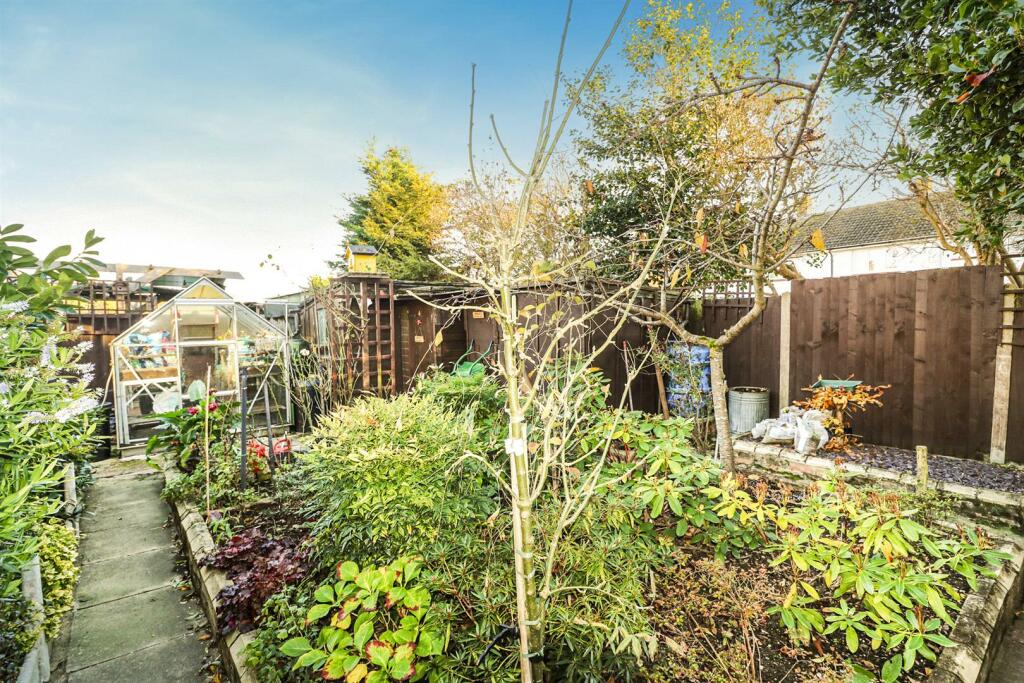 Additional image 18 of New Moor Crescent, Southminster