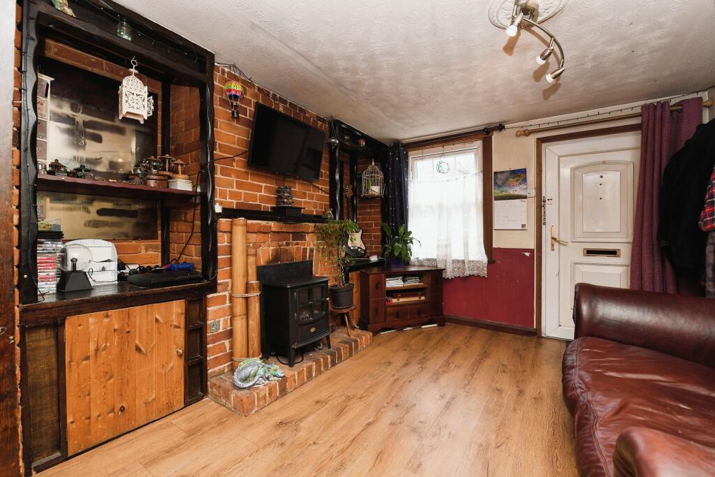 Additional image 3 of High Street, Southminster, CM0