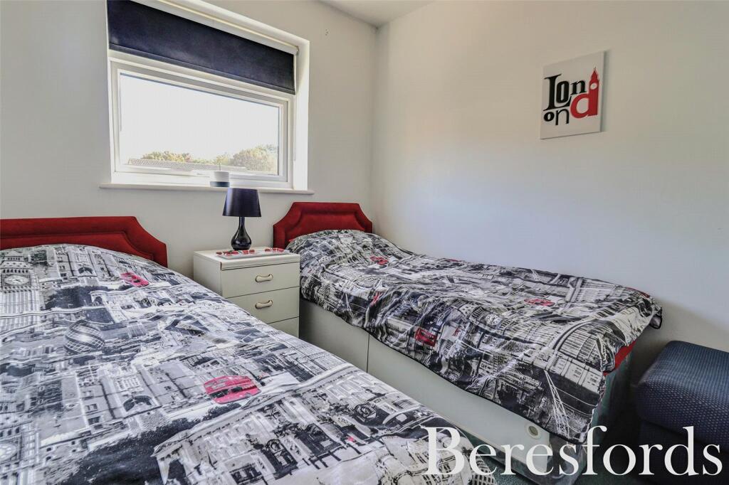 Additional image 10 of Heather Close, Pilgrims Hatch, CM15